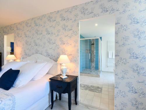 Hostal Chateau De Heaas