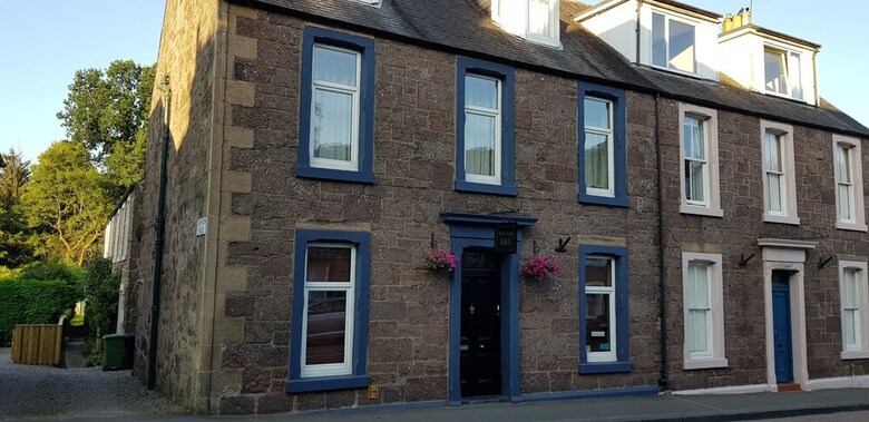 Bed & Breakfast Ben A'an House