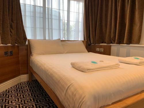 Hostal Twickenham Guest House