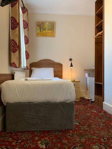 Hostal Twickenham Guest House