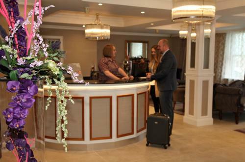 Hostal The Royal Hotel