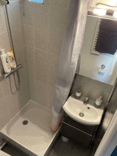 Apartamento Charmant Studio 3 Pers - 20mn Paris - 35mn Disney
