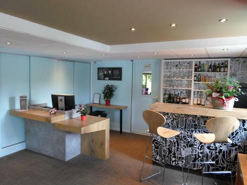 Hotel Ibis Les Etangs Des Moines