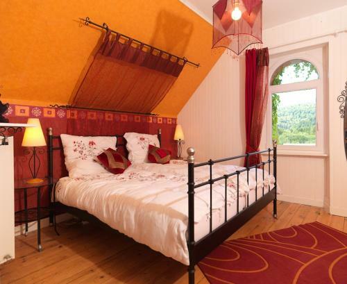 Hostal Chateau Du Pont Jean