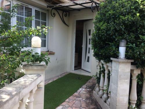 Sweet House