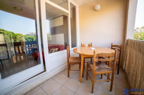 Apartamento L'auriasquepiscinebalconparking Priv�clim