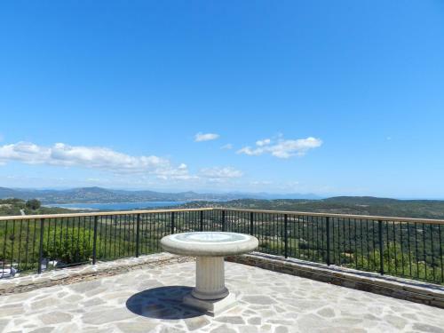 Apartamento La Com�te