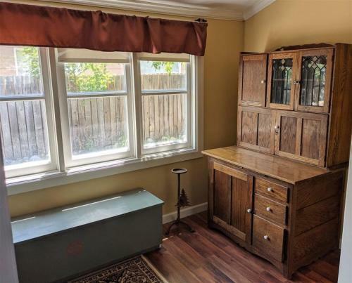 Dog Friendly Broadway Bungalow By Aaa Red Lodge Rentals