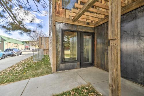 Red Lodge Townhome With Hot Tub And Fireplace!