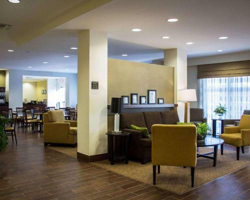 Hotel Sleep Inn & Suites Moundsville