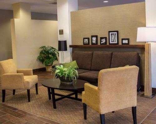 Hotel Sleep Inn & Suites Moundsville