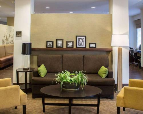 Hotel Sleep Inn & Suites Moundsville