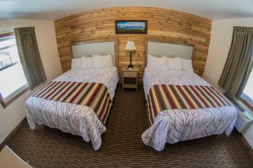 Stagecoach Motor Inn