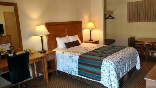 Stagecoach Motor Inn