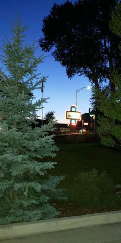 Stagecoach Motor Inn