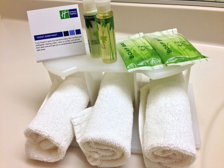 Holiday Inn Express Hotel & Suites Mt. Holly