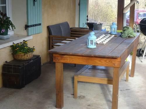 Perigourdine Typique Avec Piscine Et Jardin Clos