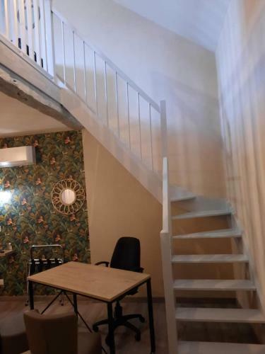 Bed & Breakfast L Escale De La Poste Autoire