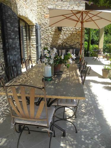 Bed & Breakfast Oustau De Piera