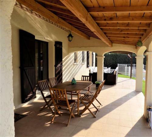 Villa Dendrane
