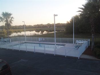 Motel Serena Inn
