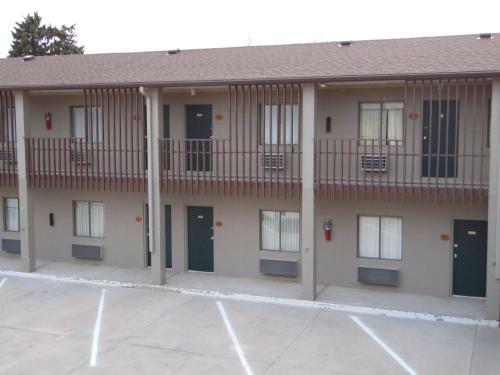 Bear Lodge Motel