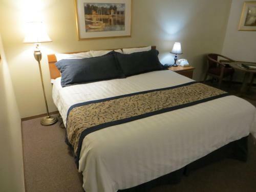 Hotel Pine Grove Resort