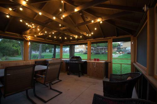 Hotel Pine Grove Resort