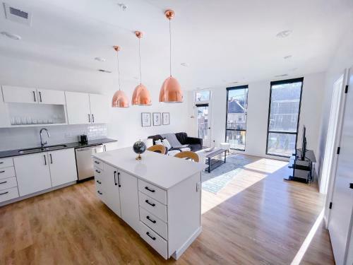 Bright 1bd/1ba Downtown Omaha Apartments