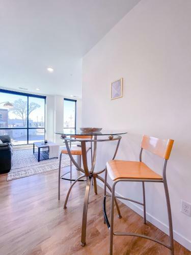 Bright 1bd/1ba Downtown Omaha Apartments