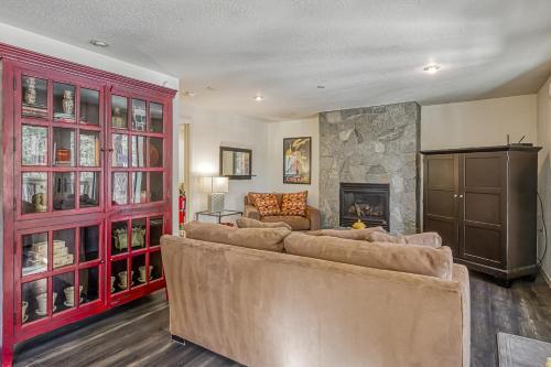 Modern Mountain Home