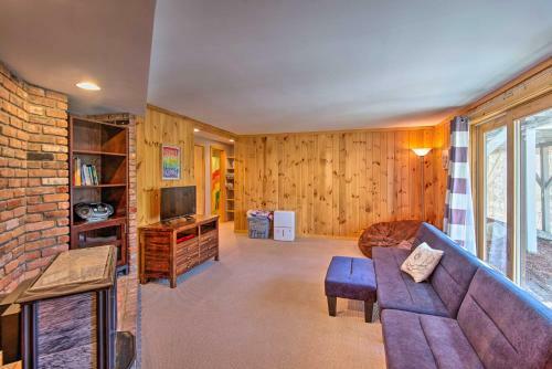 Wooded Waterfront Grantham Home Less Than 10 Mi To Ski!