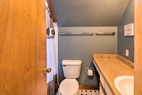 Wooded Waterfront Grantham Home Less Than 10 Mi To Ski!