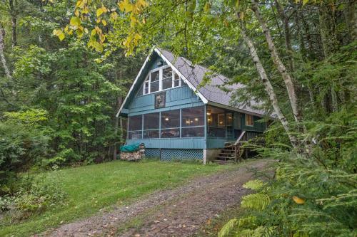 Cozy Home Retreat! At Lake Winnipesaukee