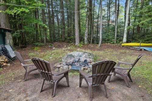 Cozy Home Retreat! At Lake Winnipesaukee
