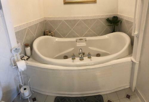 Red Sleigh Inn B&B