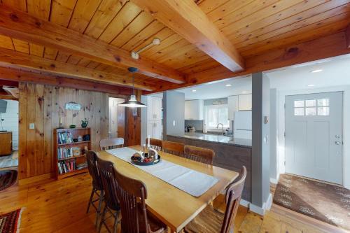 Tranquil Mountain Lodge