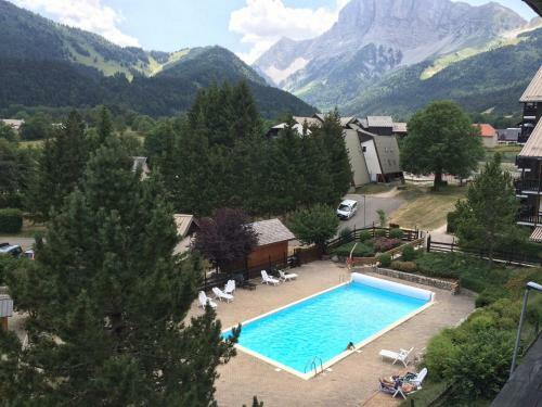 Apartamento Duplex 3 Pi�ces. Pieds Des Pistes Et Balcon!