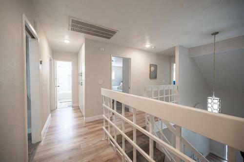 Lux Escape 6br, 3ba, Pool, Spa And Mini Golf 31 Days Only