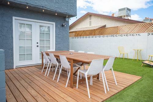 Lux Escape 6br, 3ba, Pool, Spa And Mini Golf 31 Days Only