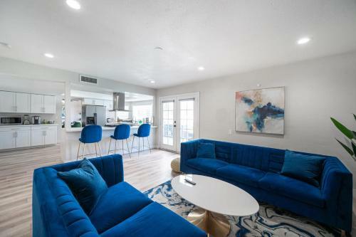 Lux Escape 6br, 3ba, Pool, Spa And Mini Golf 31 Days Only