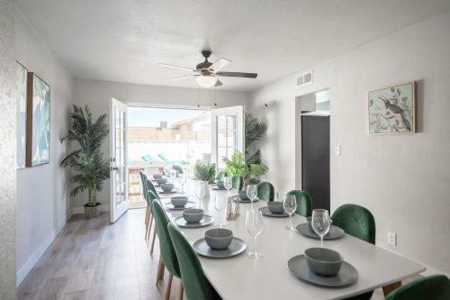 Lux Escape 6br, 3ba, Pool, Spa And Mini Golf 31 Days Only