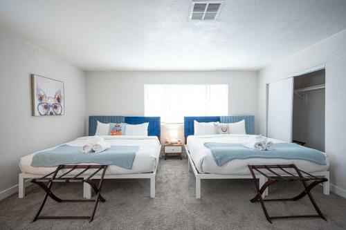 Lux Escape 6br, 3ba, Pool, Spa And Mini Golf 31 Days Only
