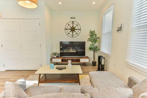 Bright Renovated 4br 2ba Atlantic City House Steps From Boardwalk