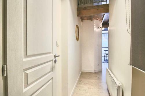 Apartamento Atypical Loft In "caserne de Bonne" Area ! #ba