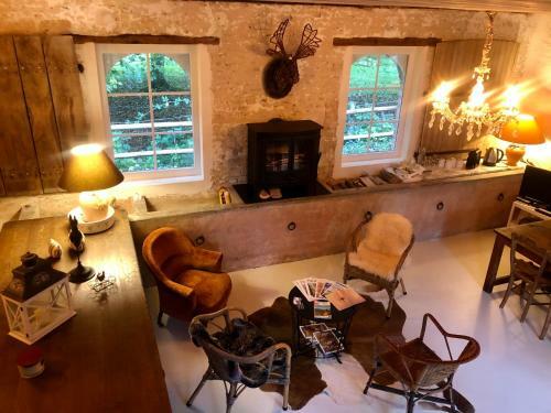 Hostal La Maison Blanche