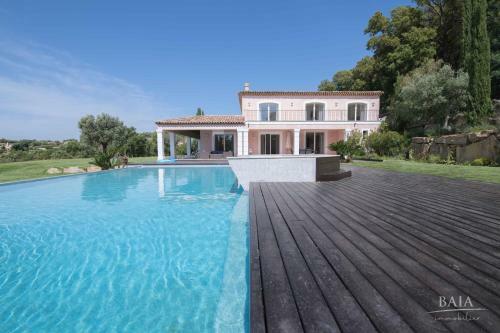 Luxury Villas At Grimaud