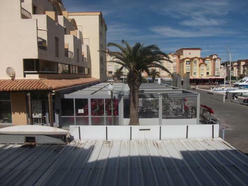 Apartamento Studio Sur Le Port, Climatisation, Wifi, Piscine, Lave-linge