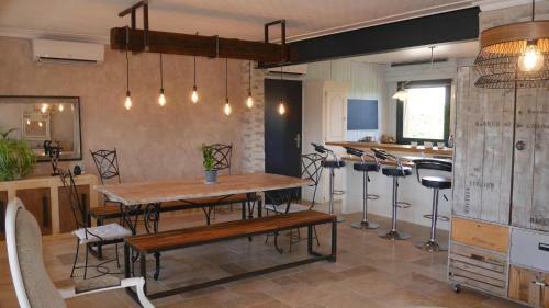 Holiday Home Guiss�ny - Bre05111a-f