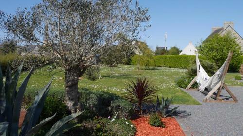 Holiday Home Guiss�ny - Bre05111a-f